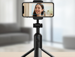 Gadget Kamera Selfie Otomatis dengan Face Tracking